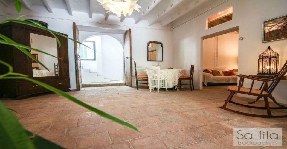 Sa Fita Backpackers - Albergue Juvenil เอสปอร์เลส ภายนอก รูปภาพ
